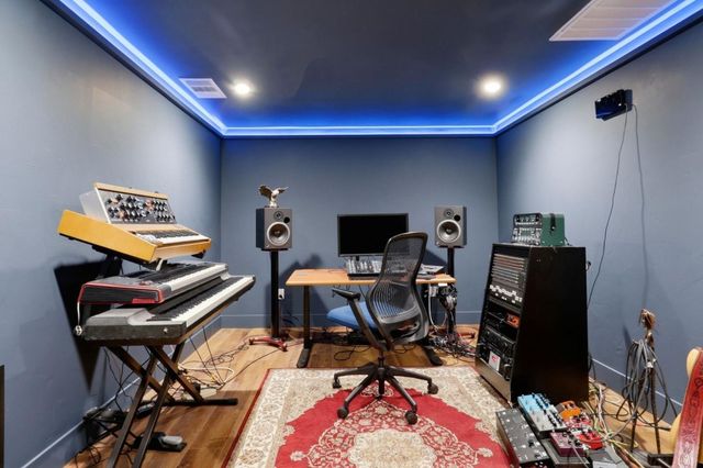 526 Saratoga Avenue, Santa Clara, CA 95050