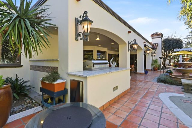 526 Saratoga Avenue, Santa Clara, CA 95050