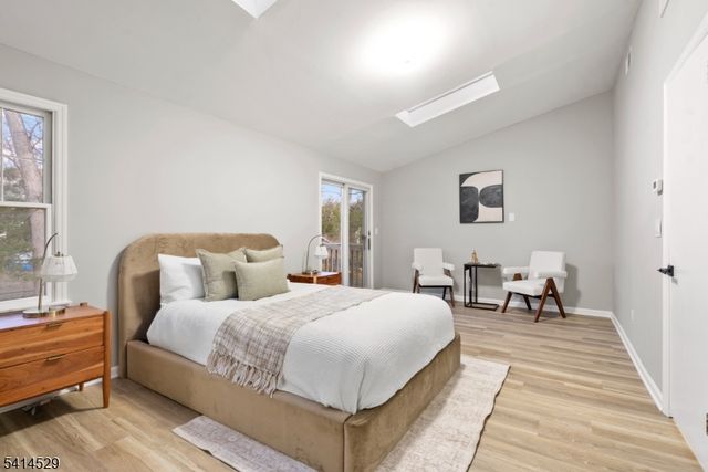 77 Chestnut Dr, Wayne Twp., NJ 07470