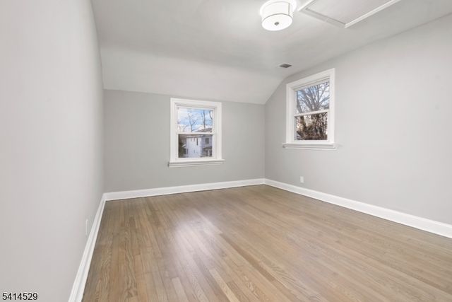 77 Chestnut Dr, Wayne Twp., NJ 07470