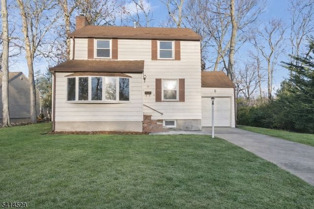 77 Chestnut Dr, Wayne Twp., NJ 07470