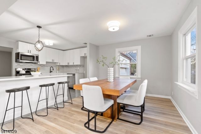 77 Chestnut Dr, Wayne Twp., NJ 07470