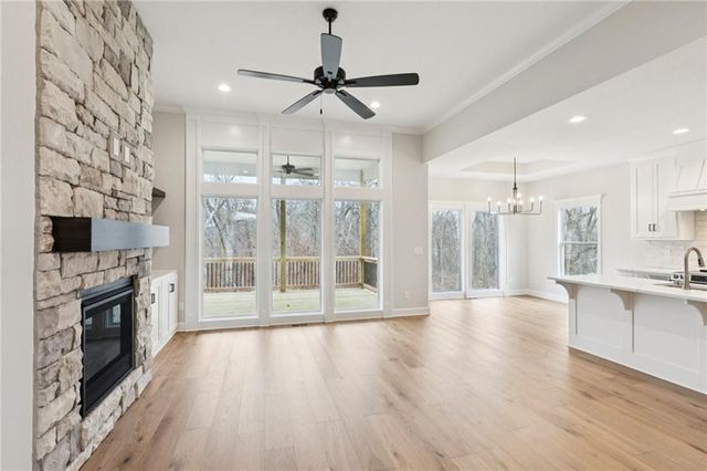 1300 Melissa Court, Kearney, MO 64060