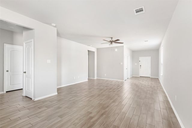 802 Redinger Ridge Drive, Houston, TX 77336