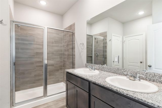 802 Redinger Ridge Drive, Houston, TX 77336