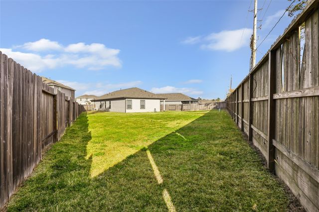 802 Redinger Ridge Drive, Houston, TX 77336