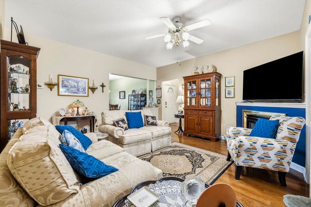 400 Willow Green Dr Unit D, Conway, SC 29526