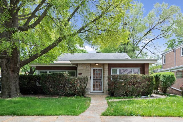 3001 W Chase Avenue, Chicago, IL 60645