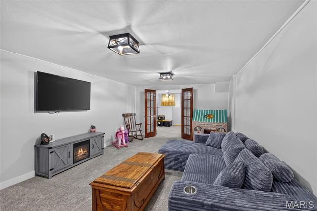 10809 Ridgecrest Drive, St Ann, MO 63074