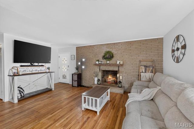 10809 Ridgecrest Drive, St Ann, MO 63074