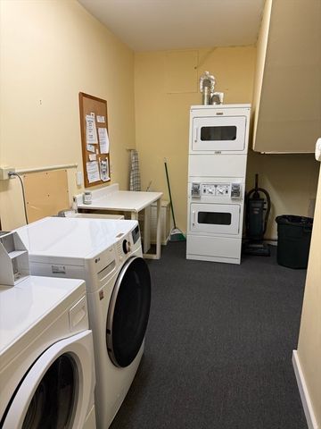 26 Summer 4, Marblehead, MA 01945