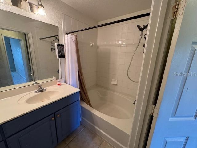 9729 MEADOW FIELD CIRCLE, Tampa, FL 33626