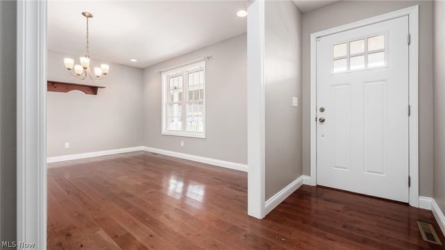 2435 Freedom Lane, Zanesville, OH 43701