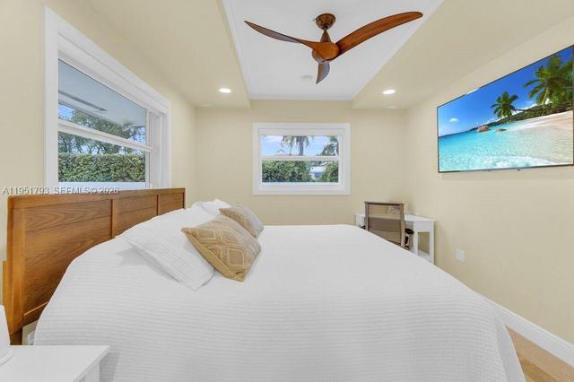 3655 SW 17th St, Miami, FL 33145