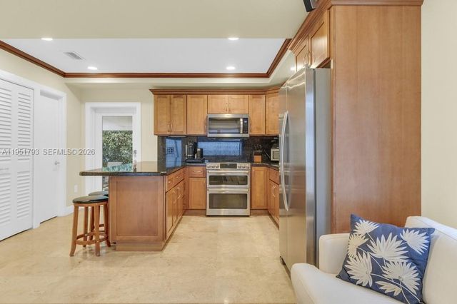 3655 SW 17th St, Miami, FL 33145