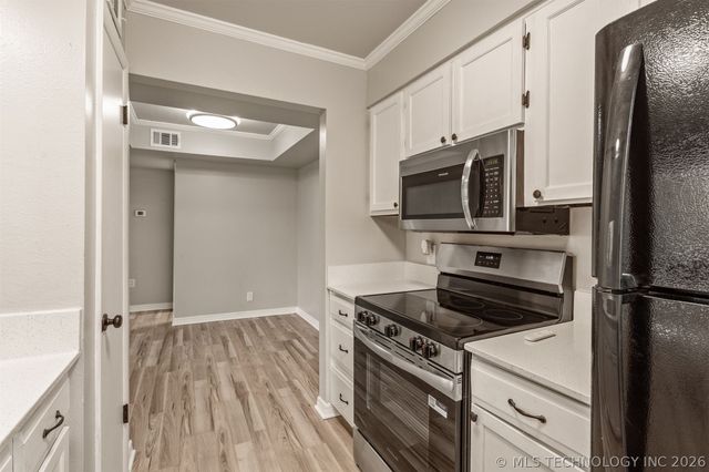 7329 S Yale Avenue 106, Tulsa, OK 74136