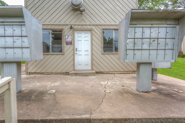 7329 S Yale Avenue 106, Tulsa, OK 74136