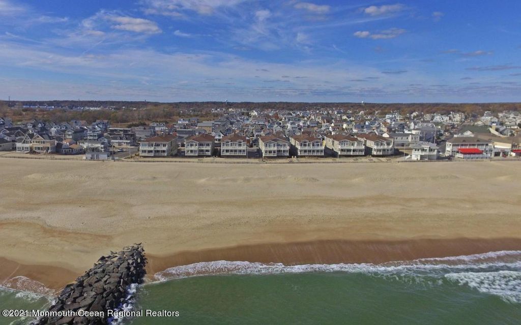 221 Beachfront 1, Manasquan, NJ 08736