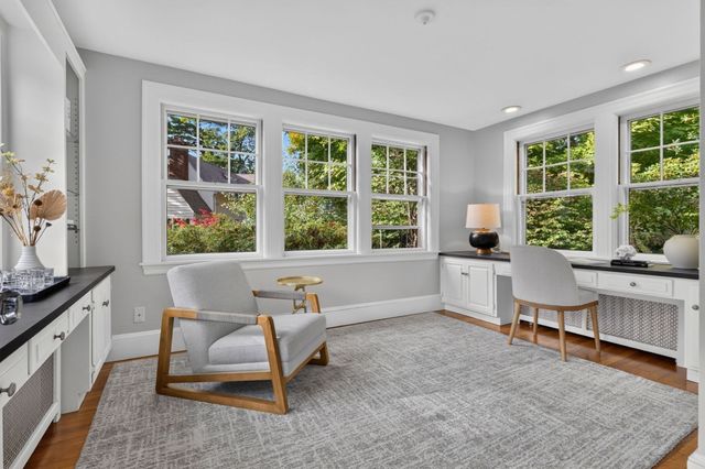 12 Grantland Rd, Wellesley, MA 02481