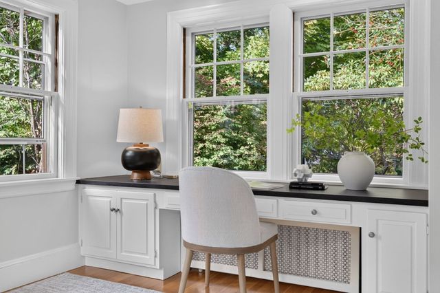 12 Grantland Rd, Wellesley, MA 02481