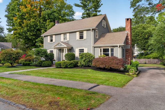 12 Grantland Rd, Wellesley, MA 02481