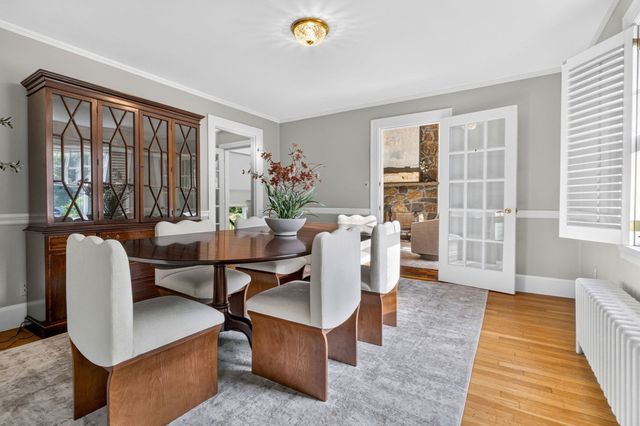 12 Grantland Rd, Wellesley, MA 02481