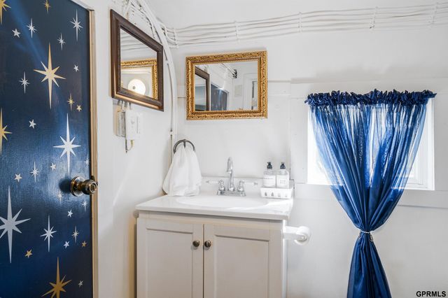 9 Old Lodge Road Road, Columbus, NE 68601