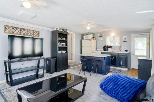 9 Old Lodge Road Road, Columbus, NE 68601