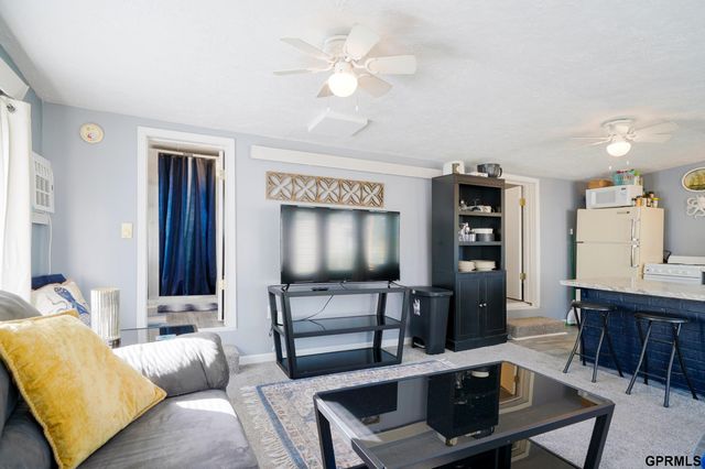 9 Old Lodge Road Road, Columbus, NE 68601