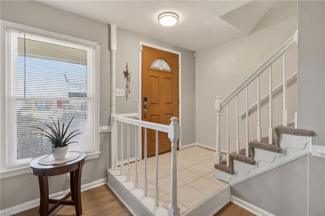 2122 Lyndora RD, Virginia Beach, VA 23454