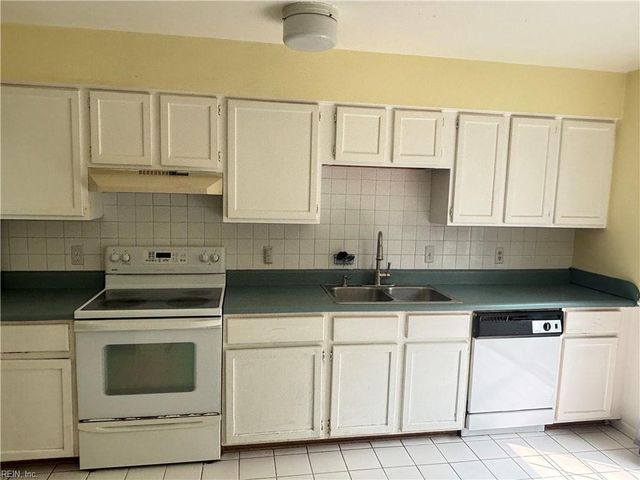 3904 Peridot PL, Virginia Beach, VA 23456