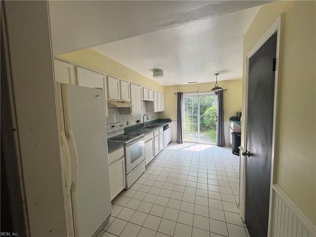 3904 Peridot PL, Virginia Beach, VA 23456