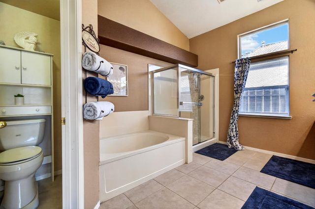 1824 Aberdeen Ct, Manteca, CA 95337
