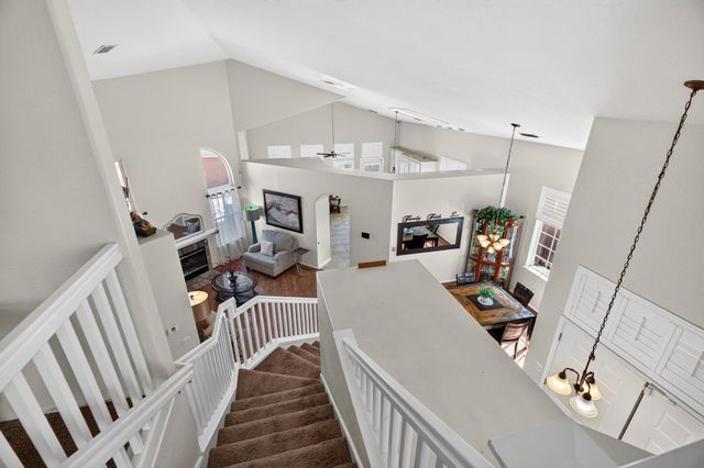 1824 Aberdeen Ct, Manteca, CA 95337