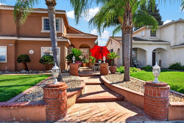 1824 Aberdeen Ct, Manteca, CA 95337