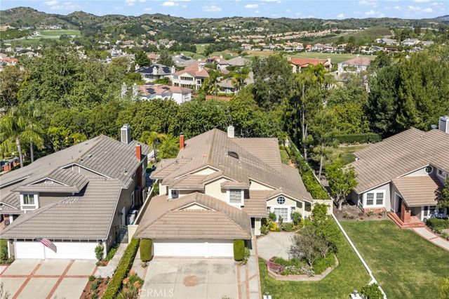 5 Pinewood, Coto De Caza, CA 92679
