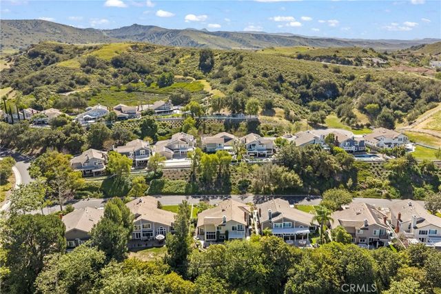 5 Pinewood, Coto De Caza, CA 92679