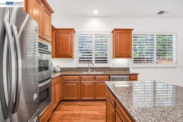 1621 Antica Dr, Brentwood, CA 94513