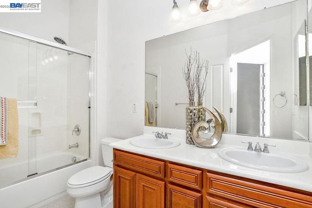 1621 Antica Dr, Brentwood, CA 94513