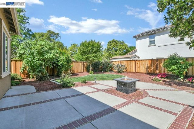 1621 Antica Dr, Brentwood, CA 94513