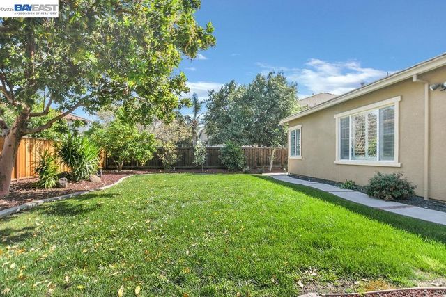 1621 Antica Dr, Brentwood, CA 94513