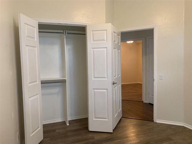 4725 Park Bend Drive, Fort Worth, TX 76137