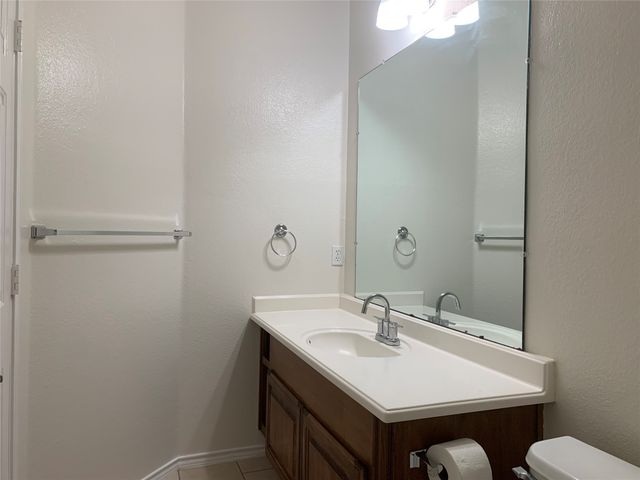 4725 Park Bend Drive, Fort Worth, TX 76137