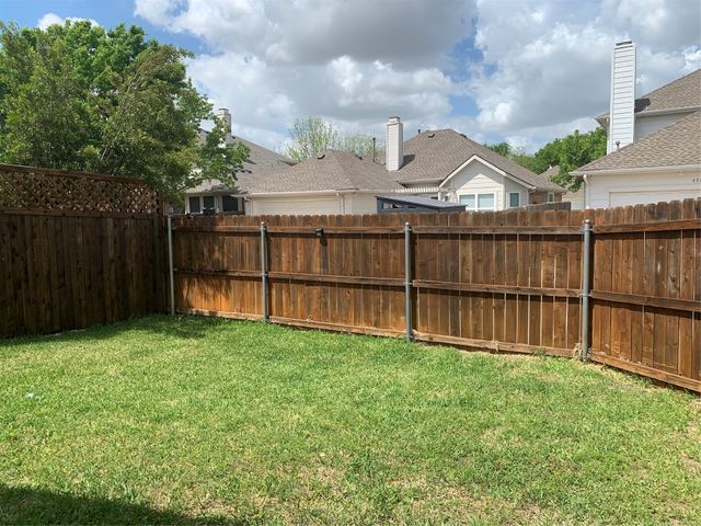 4725 Park Bend Drive, Fort Worth, TX 76137