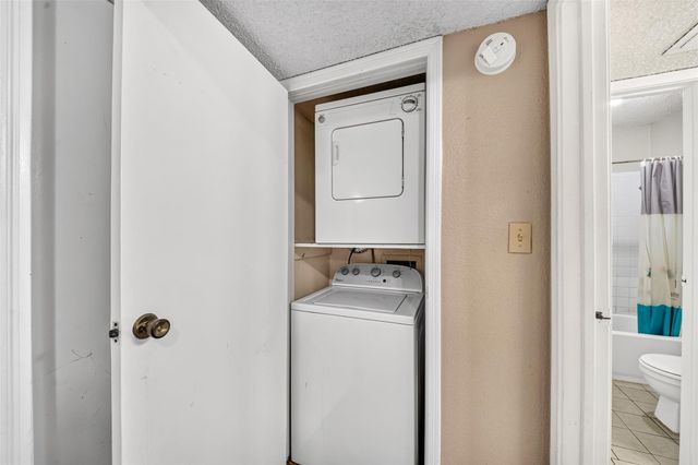 2120 El Paseo Street 802, Houston, TX 77054