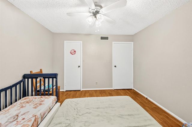 2120 El Paseo Street 802, Houston, TX 77054