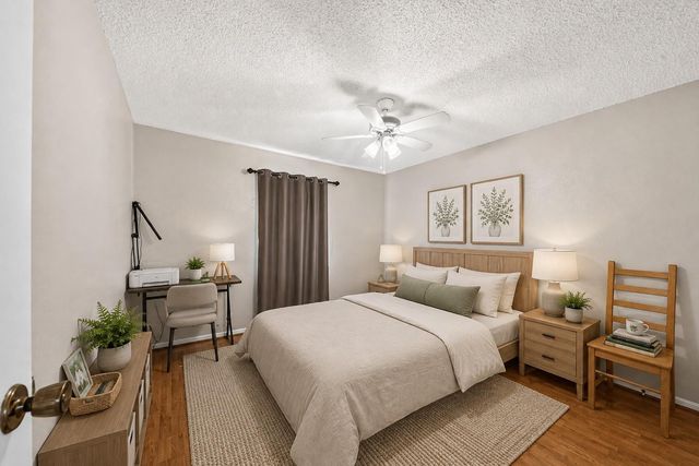 2120 El Paseo Street 802, Houston, TX 77054