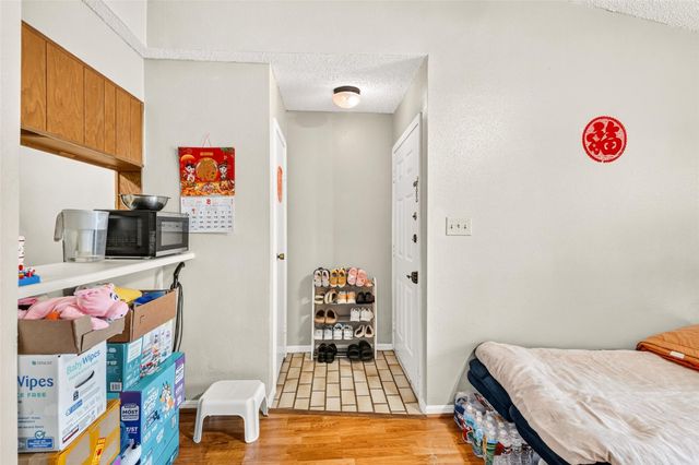 2120 El Paseo Street 802, Houston, TX 77054