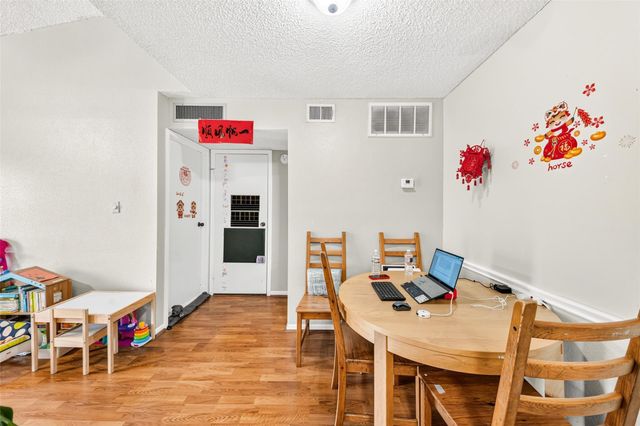 2120 El Paseo Street 802, Houston, TX 77054