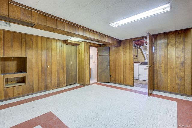 7533 168th Street, Fresh Meadows, NY 11366